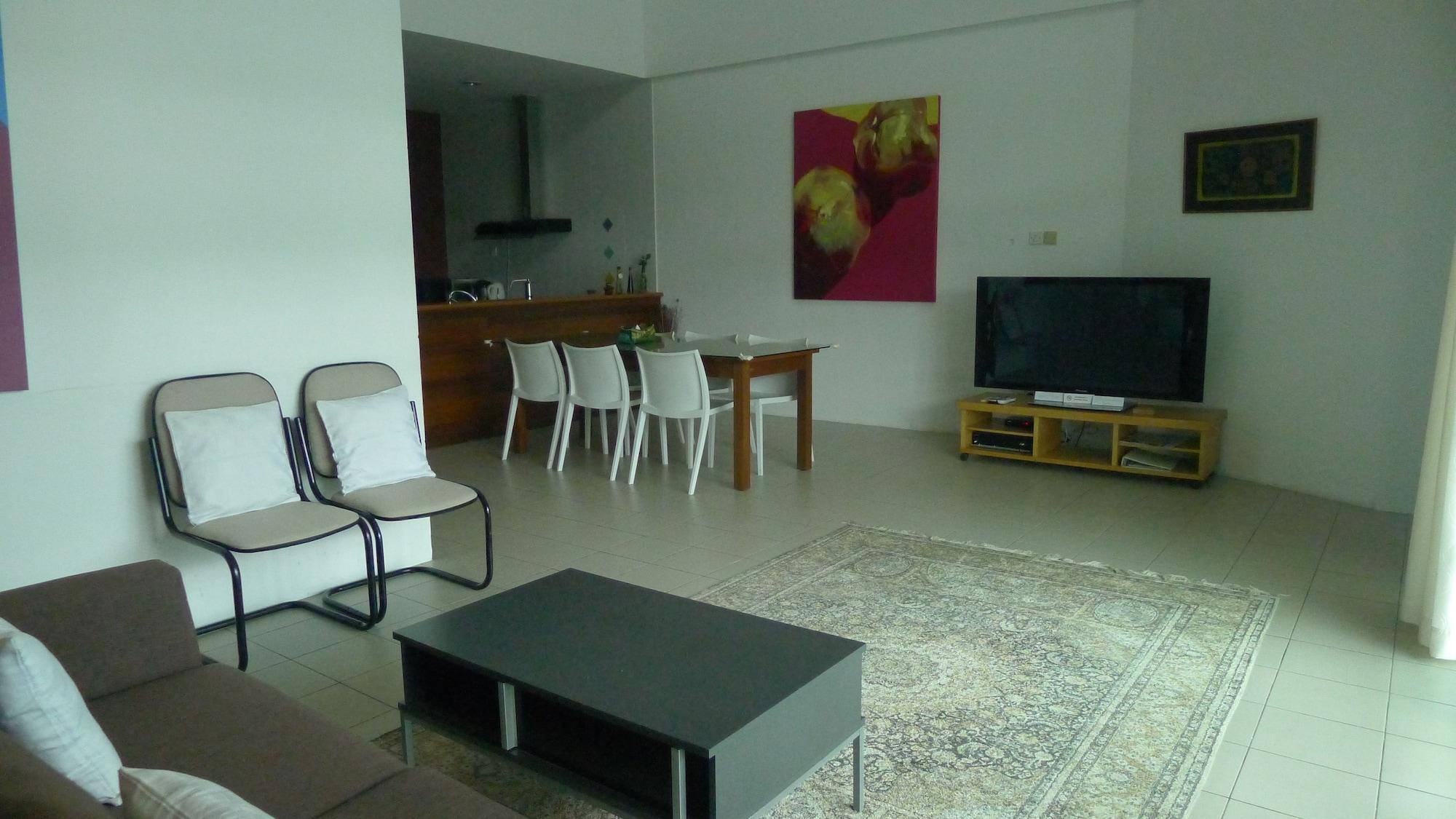 Wesberly Apartments Κουτσίνγκ Εξωτερικό φωτογραφία
