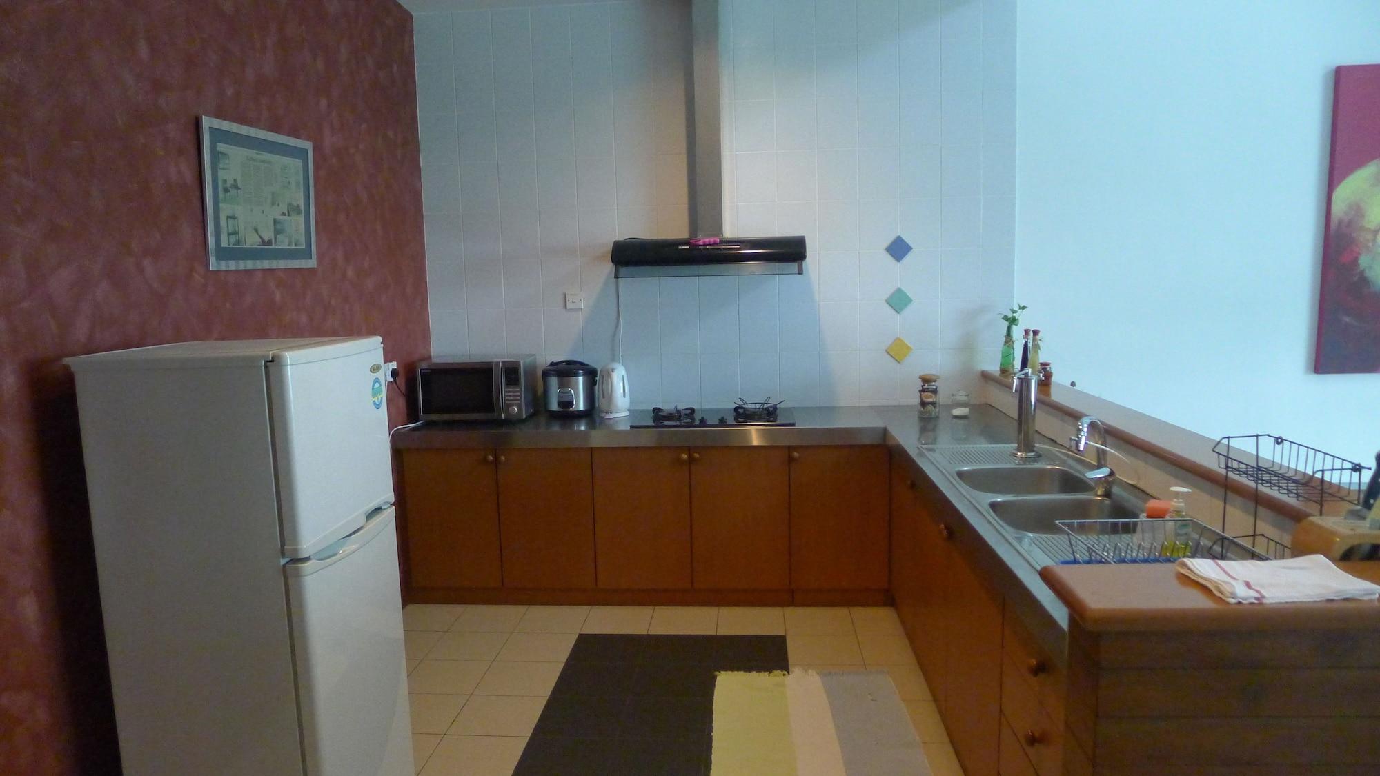 Wesberly Apartments Κουτσίνγκ Εξωτερικό φωτογραφία