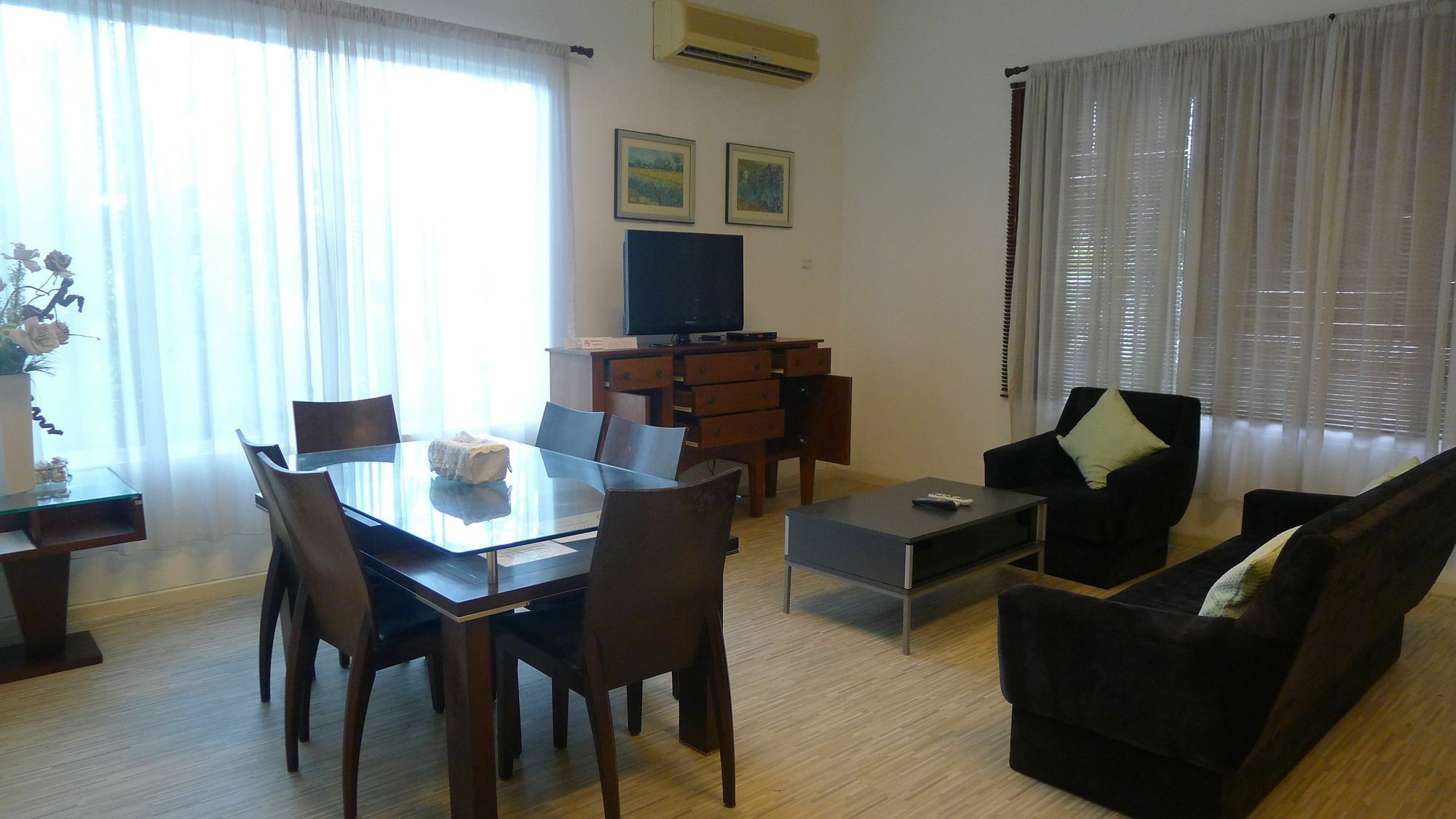 Wesberly Apartments Κουτσίνγκ Εξωτερικό φωτογραφία