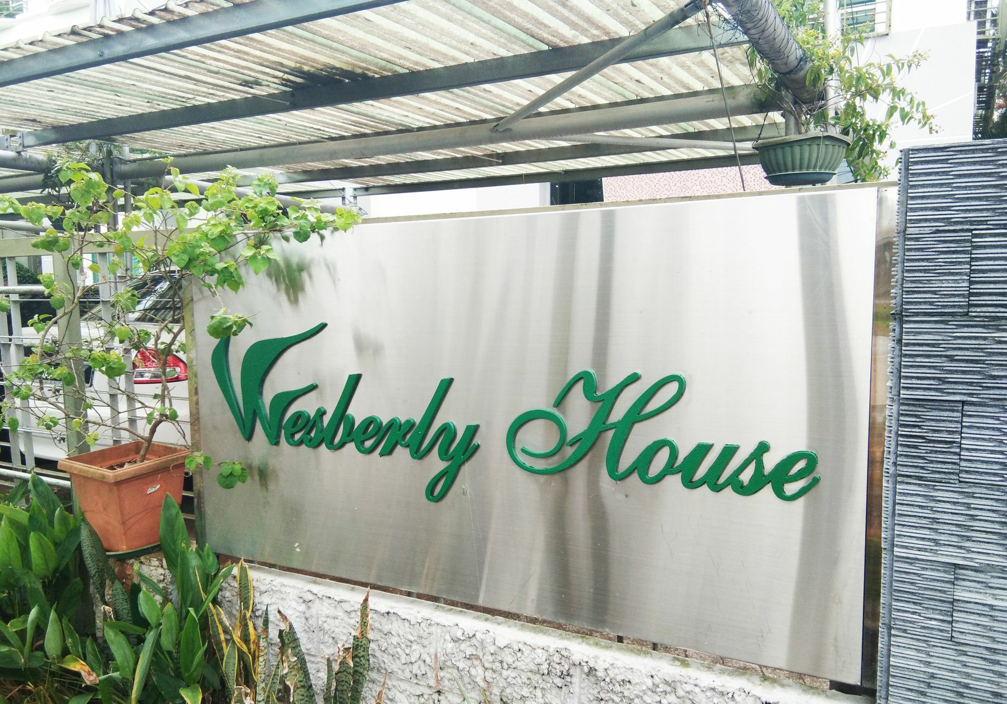 Wesberly Apartments Κουτσίνγκ Εξωτερικό φωτογραφία